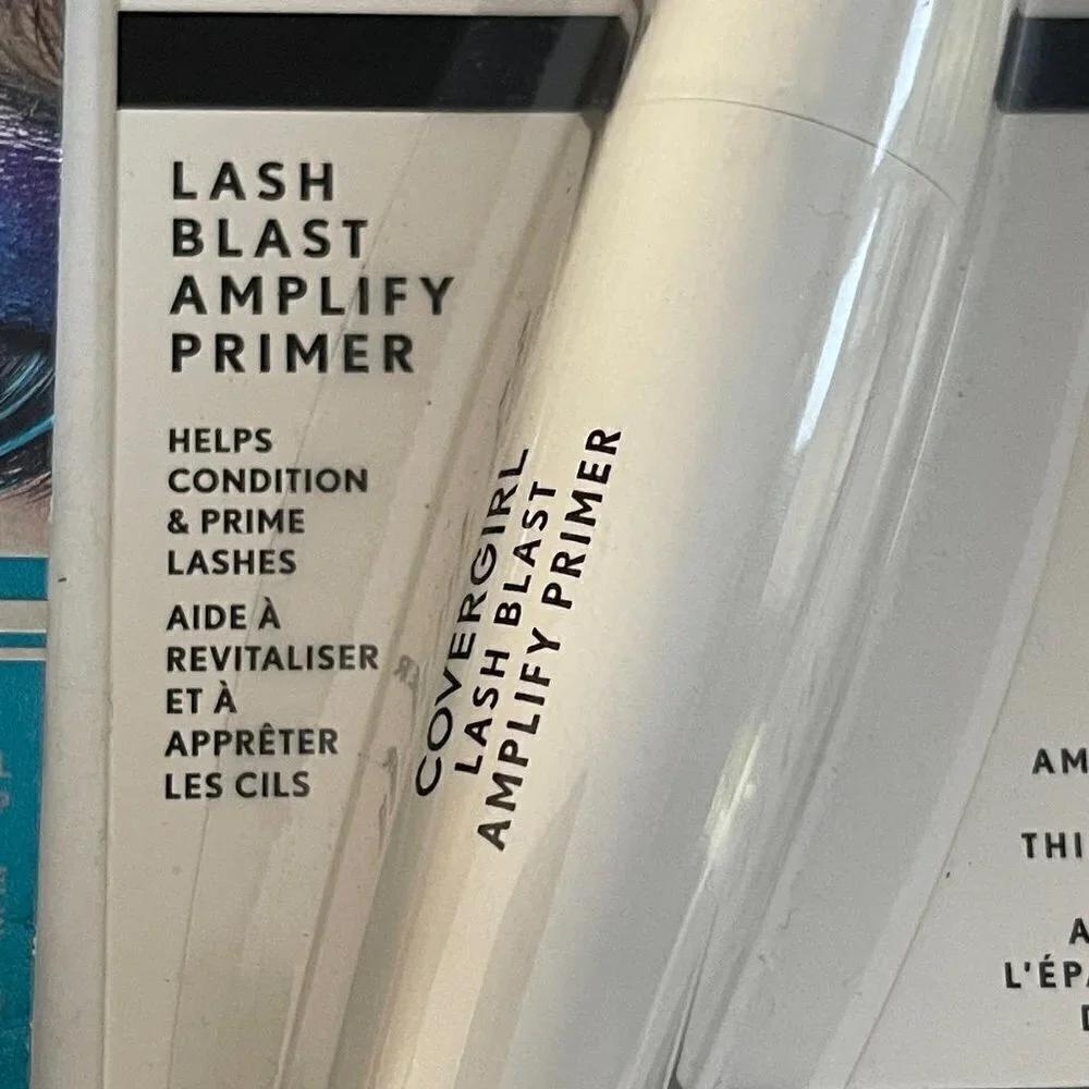 Covergirl New Peacock Black Flare & Lash Blast Amplify Primer Mascara Bundle